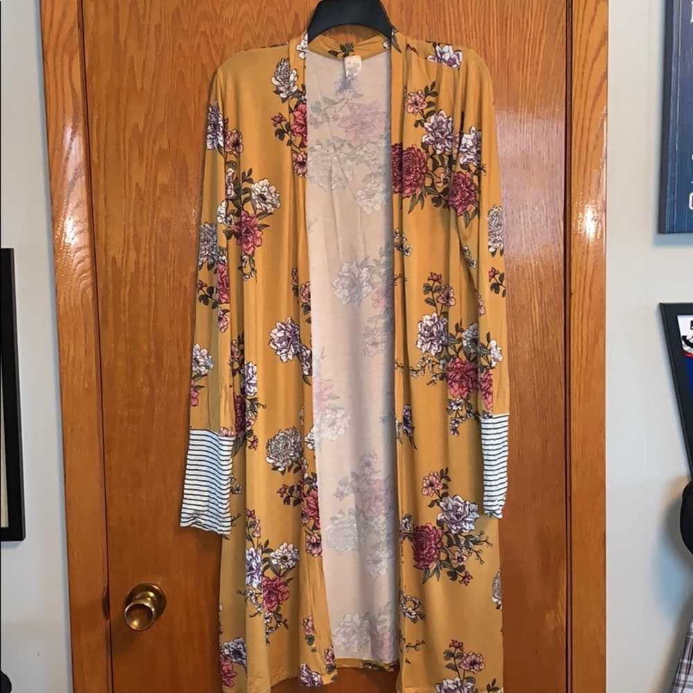 Floral duster